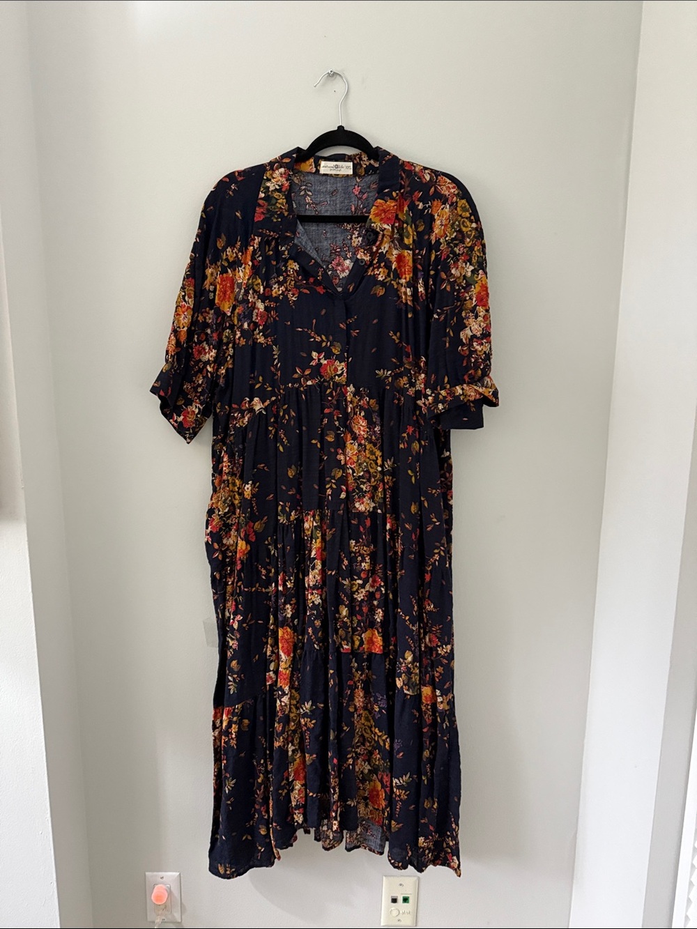 Women's Navy Floral Tiered Midi Dress